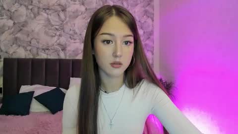 Snapshot of go0d_grl chatting on 10.14.25 Lina online show from 10.14.25