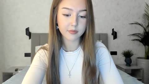 Snapshot of go0d_grl chatting on 11.08.25 Lina online show from 11.08.25