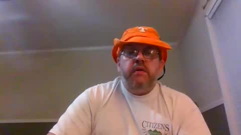 Snapshot of gobey33 chatting on 11.10.25 IDKIDCIDGAF online show from 11.10.25