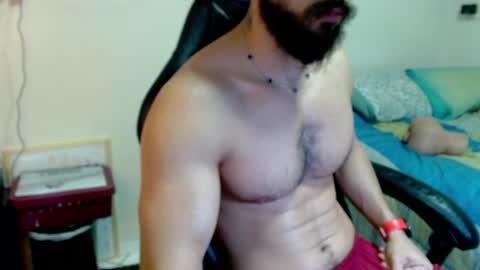 Snapshot of god_hunkules chatting on 06.16.26 god hunkules online show from 06.16.26