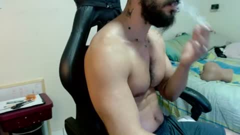 Snapshot of god_hunkules chatting on 07.18.26 god hunkules online show from 07.18.26