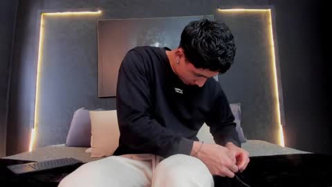 Snapshot of god_of_olympus1 chatting on 12.09.24 steven online show from 12.09.24