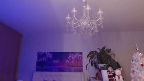 Goldie online show from 12.24.24