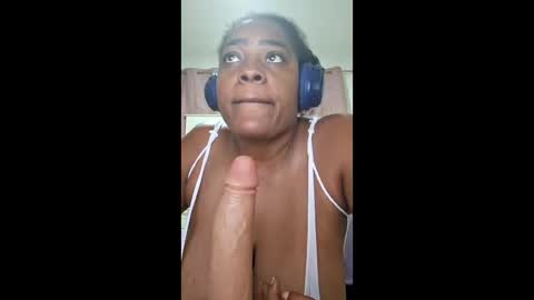 Snapshot of goddess_carrie chatting on 04.30.26 GoddessCarrie online show from 04.30.26