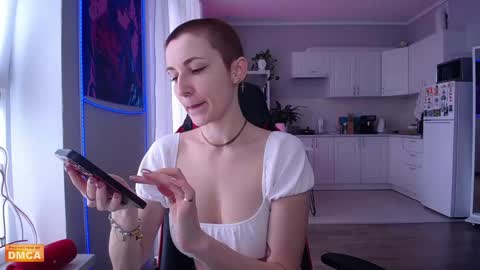 Elpis Foxter online show from 05.28.26