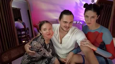   330 UTC2 girls   online show from 10.29.25