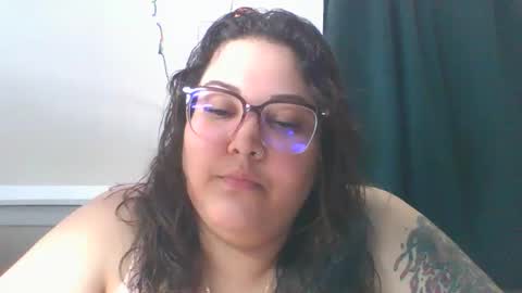 Snapshot of goddess_sereniity chatting on 04.11.26 goddess_sereniity online show from 04.11.26