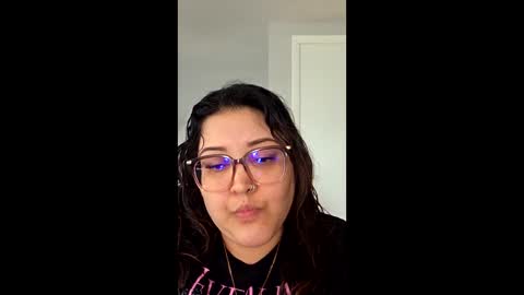 Snapshot of goddess_sereniity chatting on 04.12.26 goddess_sereniity online show from 04.12.26