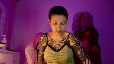 vee online show from 04.11.26