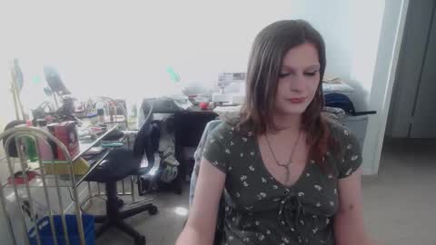 Goddess of Insanity online show from 03.25.26