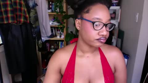 Snapshot of goddessdaisysky chatting on 09.19.25 Goddess Daisy Sky online show from 09.19.25