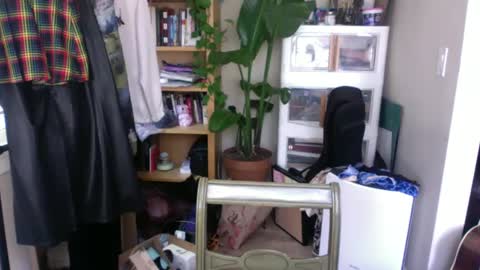 Snapshot of goddessdaisysky chatting on 09.22.25 Goddess Daisy Sky online show from 09.22.25