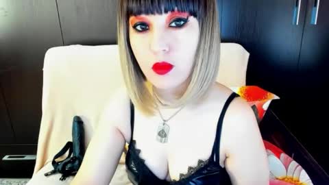Snapshot of goddessemily_ chatting on 02.09.26 goddessemily_ online show from 02.09.26