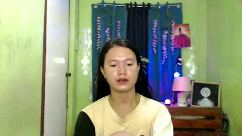 Snapshot of goddesses_slut247752 chatting on 12.17.24 Ronel online show from 12.17.24