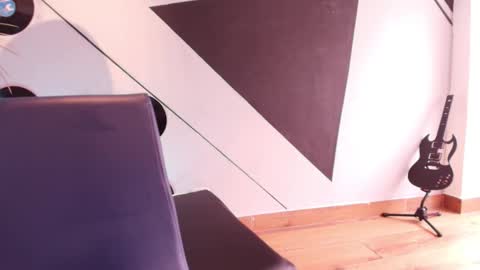 Snapshot of goddessjulieta chatting on 10.26.25 Julieta online show from 10.26.25