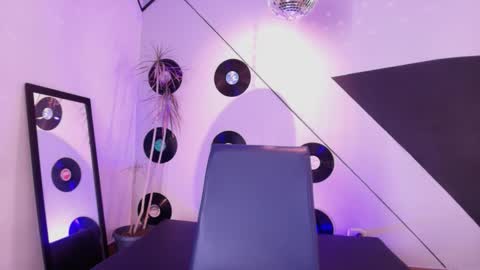 Snapshot of goddessjulieta chatting on 03.01.26 Julieta online show from 03.01.26