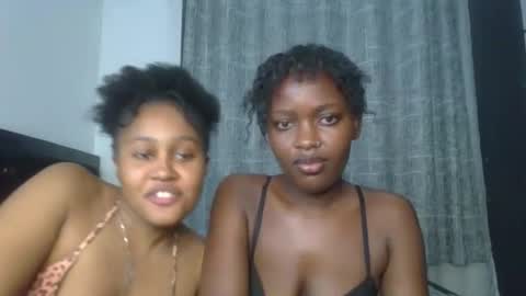Snapshot of godess_lunah chatting on 05.08.26 godess_lunah online show from 05.08.26
