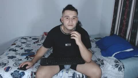 Snapshot of gold_shooter chatting on 04.06.26 gold_shooter online show from 04.06.26