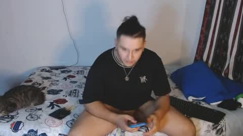 Snapshot of gold_shooter chatting on 04.07.26 gold_shooter online show from 04.07.26