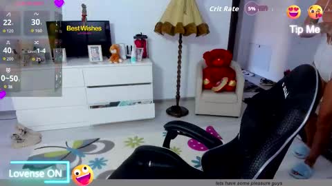 Nicole.. online show from 09.16.25