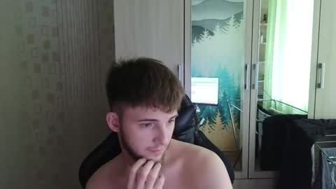 Golden boyyy21 online show from 04.19.26