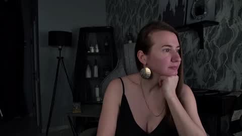 Gloria online show from 04.17.26