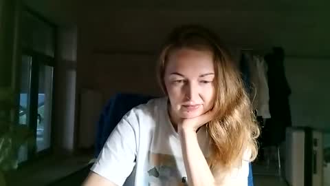 Olivia  online show from 07.10.26