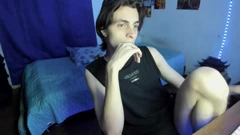 Snapshot of golden_ryan chatting on 04.29.26 Jmmmm online show from 04.29.26