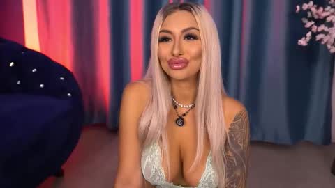 GoldenAmberX online show from 11.27.25