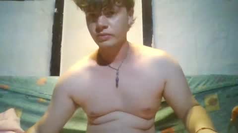 Snapshot of goldenboy207 chatting on 07.09.26 goldenboy207 online show from 07.09.26