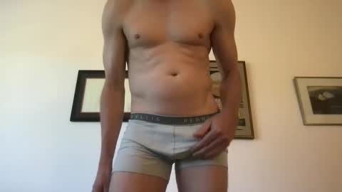 Snapshot of goldenboy2377 chatting on 09.13.25 goldenboy2377 online show from 09.13.25