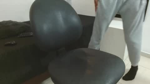 Snapshot of goldendesirex_ chatting on 04.23.26 online show from 04.23.26