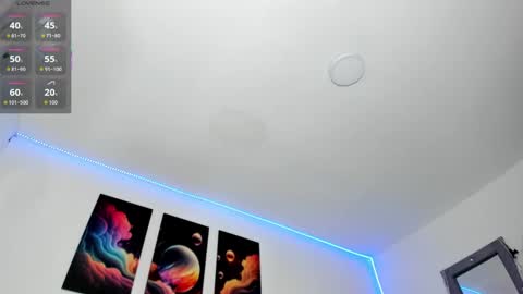 May smith online show from 10.03.25