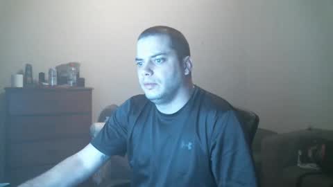 Snapshot of goleafzgo chatting on 02.24.25 goleafzgo online show from 02.24.25