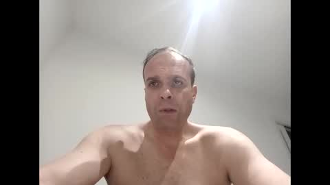Snapshot of golemkur25 chatting on 04.26.26 golemkur25 online show from 04.26.26