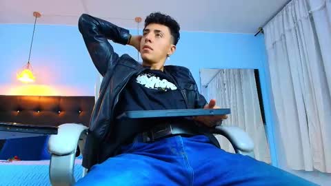 Snapshot of good_sheep chatting on 02.13.25 good_sheep online show from 02.13.25