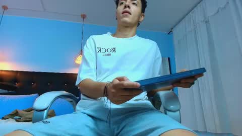 Snapshot of good_sheep chatting on 03.04.25 good_sheep online show from 03.04.25