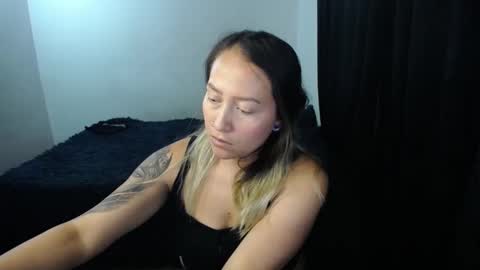 Snapshot of good_trip_love__ chatting on 01.21.25 nathalia online show from 01.21.25