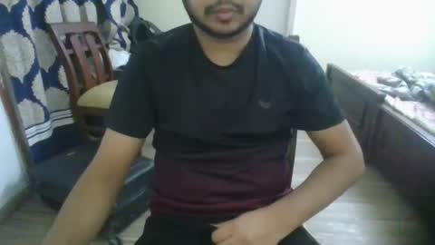 Snapshot of goodfucker3252 chatting on 12.31.24 Arab Pronstar online show from 12.31.24