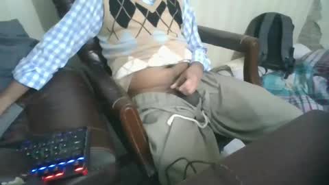 Snapshot of goodfucker3252 chatting on 01.07.25 Arab Pronstar online show from 01.07.25