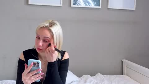 Snapshot of goog_div chatting on 04.05.26 goog_div online show from 04.05.26