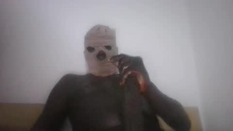 Snapshot of gorashado chatting on 09.29.25 Sexy Black Model online show from 09.29.25