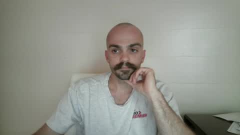 Snapshot of gord210 chatting on 07.07.26 cowboy830 online show from 07.07.26