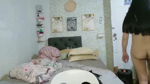 geneviev online show from 05.14.26