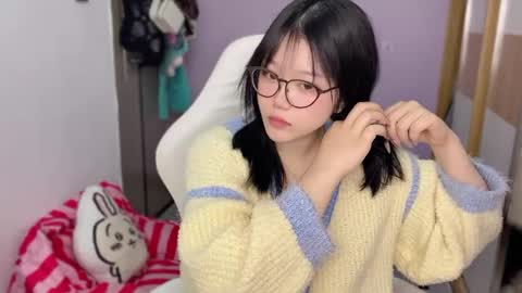 gorgeous girl33 online show from 01.01.25