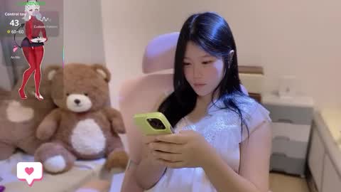 Snapshot of gorgeous_girl33 chatting on 02.20.26 gorgeous girl33 online show from 02.20.26