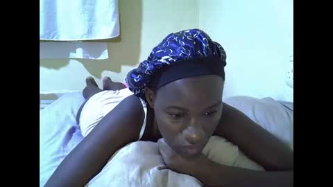 Snapshot of gorgeous_maya1 chatting on 02.15.26 gorgeous_maya1 online show from 02.15.26