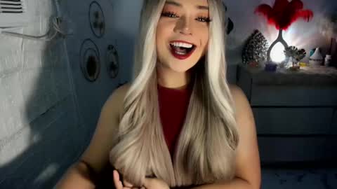 Snapshot of gorgeousamandarose chatting on 01.12.25 Amanda rose online show from 01.12.25