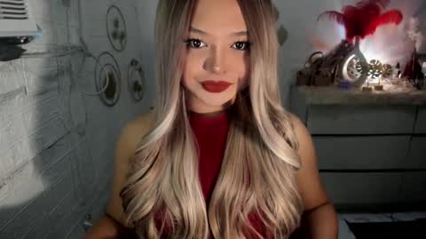 Snapshot of gorgeousamandarose chatting on 03.04.25 Amanda rose online show from 03.04.25