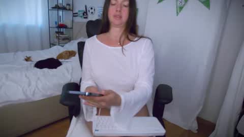Snapshot of gorgeousg1rl chatting on 07.17.26 I am Anna ig gorgeousg1rrrl online show from 07.17.26
